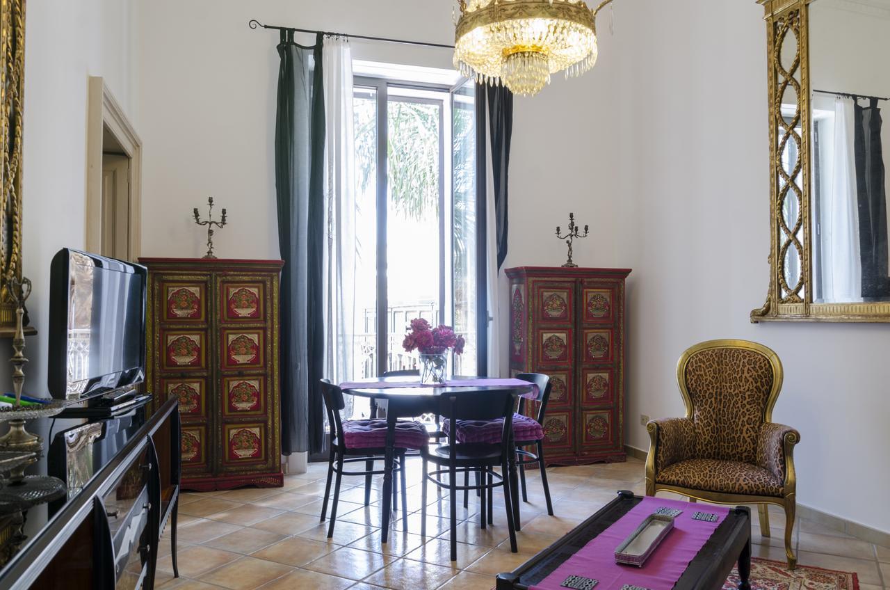 Maria Vittoria Charming Rooms And Apartments Bríndisi Exterior foto